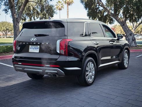 Used 2025 Hyundai Palisade SEL FWD image 5