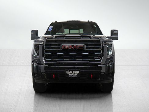 Used 2024 GMC Sierra 3500 AT4 w/ AT4 Premium Plus Package AWD/4WD image 8