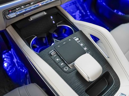 New 2026 Mercedes-Benz GLE 450 4MATIC image 18