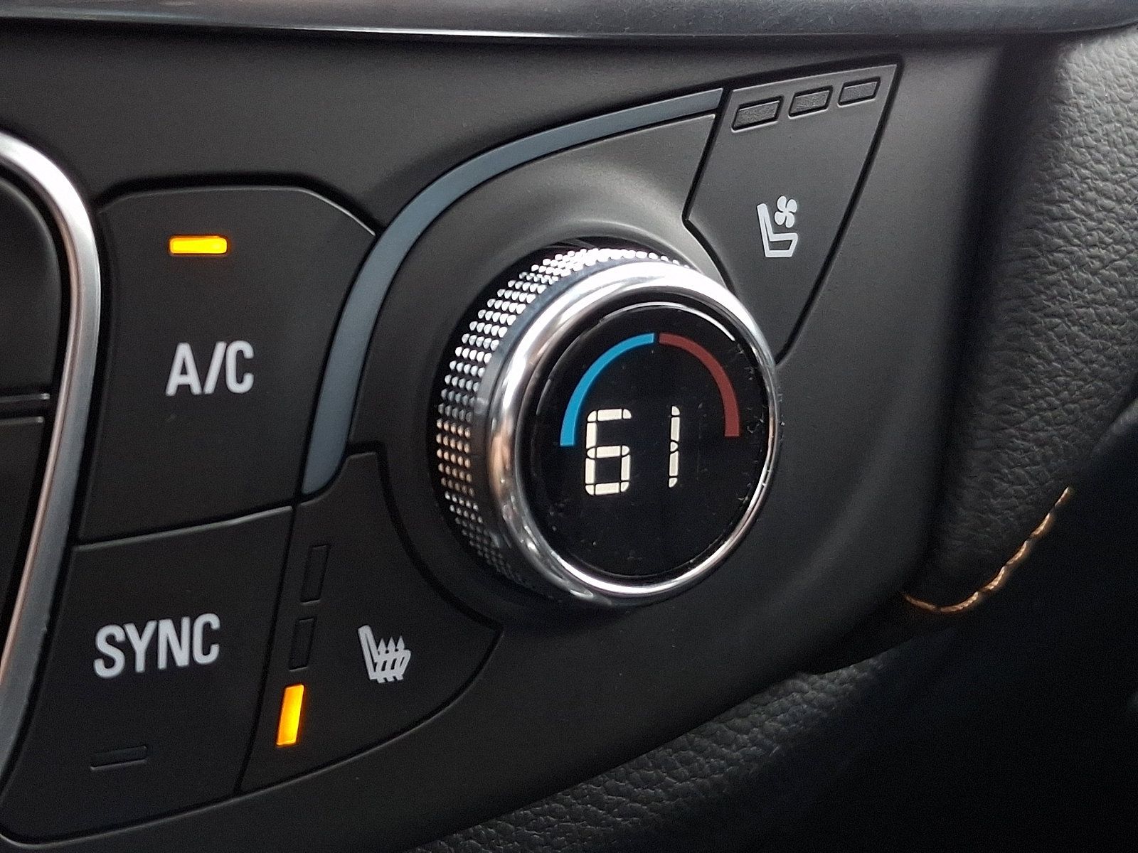 Used 2020 Chevrolet Traverse Premier w/ Redline Edition AWD/4WD image 26