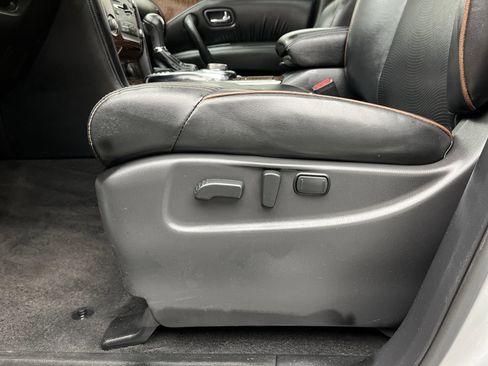 Used 2020 Nissan Armada SL w/ Premium Package AWD/4WD image 11