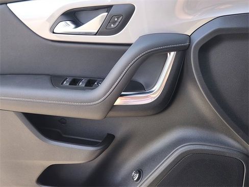 New 2026 Chevrolet Blazer LT w/ Convenience Package image 17