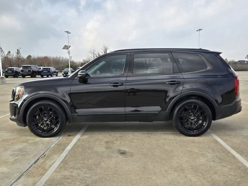 Used 2022 Kia Telluride EX w/ EX Premium Package image 6