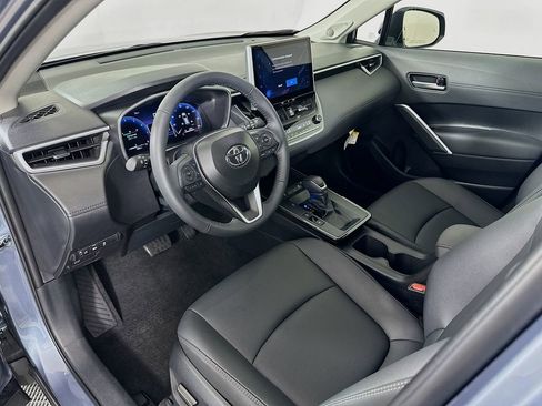 Certified 2026 Toyota Corolla Cross XLE w/ Convenience Package image 9