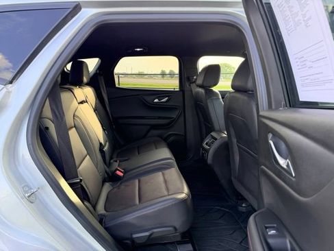 Used 2022 Chevrolet Blazer RS w/ Driver Confidence II Package AWD/4WD image 9