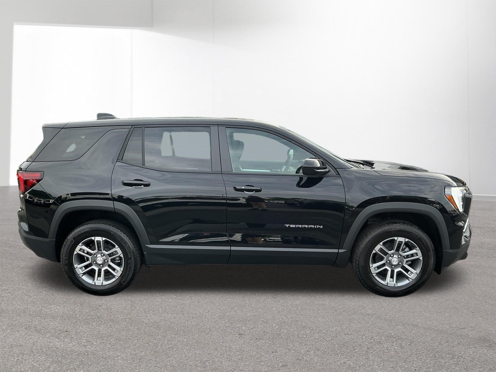 New 2026 GMC Terrain Elevation w/ LPO, Floor Liner Package AWD/4WD image 2