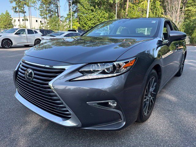 Used 2018 Lexus ES 350 w/ Luxury Package w/Wood Trim FWD image 9