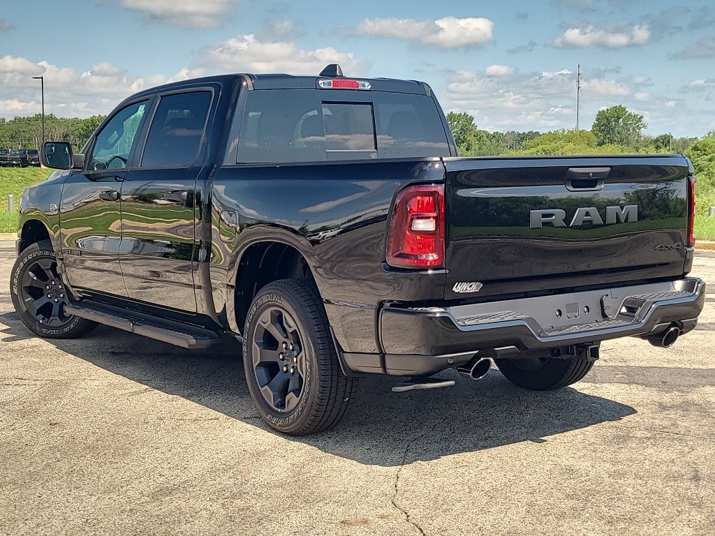New 2026 RAM 1500 Express AWD/4WD image 2
