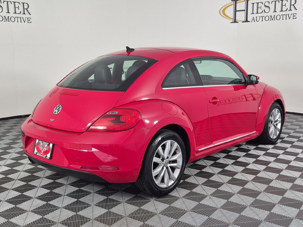 Used 2014 Volkswagen Beetle TDI FWD image 4