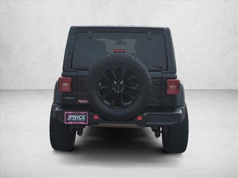 Used 2021 Jeep Wrangler Unlimited Sahara w/ Cold Weather Group image 6
