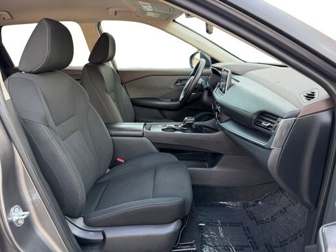 Used 2023 Nissan Rogue S FWD image 18