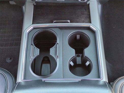 Certified 2022 Ford F250 Lariat w/ Lariat Value Package image 19