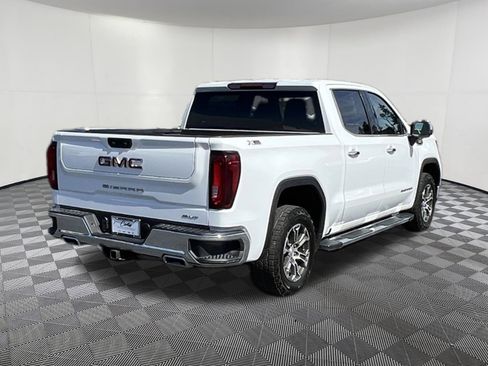Used 2022 GMC Sierra 1500 SLT w/ X31 Off-Road Package image 6