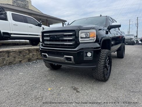 Used 2014 GMC Sierra 1500 SLT w/ All-Terrain Package AWD/4WD image 3