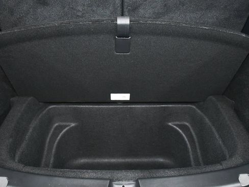 Used 2025 Tesla Model Y Long Range AWD/4WD image 75