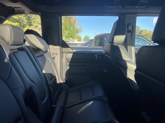 Used 2025 Ford Bronco Badlands AWD/4WD image 8