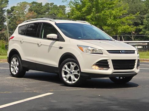 Used 2016 Ford Escape Titanium AWD/4WD image 1