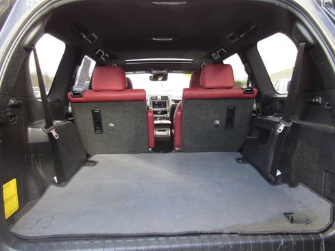 Used 2021 Lexus GX 460 Premium image 16