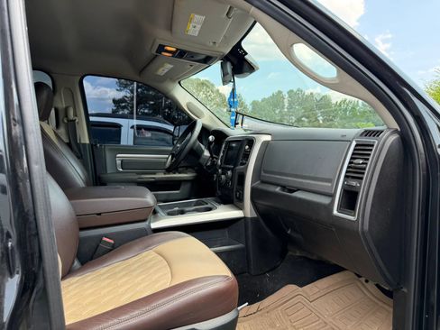 Used 2018 RAM 3500 SLT w/ Protection Group AWD/4WD image 11