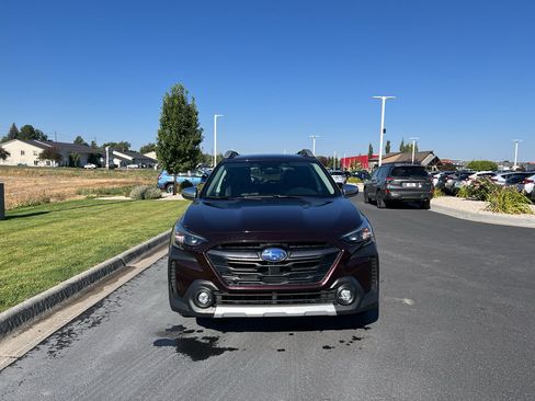 Used 2025 Subaru Outback Touring XT w/ Popular Package #2 AWD/4WD image 2