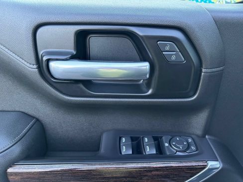 Used 2021 GMC Sierra 1500 Elevation w/ Preferred Package AWD/4WD image 14