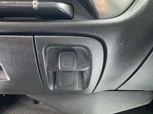 Used 2018 Chevrolet Silverado 1500 LT w/ All Star Edition image 18