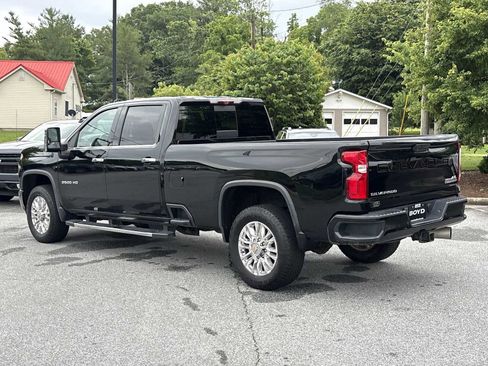 Used 2021 Chevrolet Silverado 2500 High Country w/ Z71 Off-Road Package AWD/4WD image 8