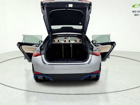 Used 2023 BMW i4 eDrive35 RWD image 17