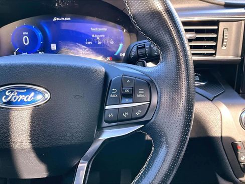 Used 2020 Ford Explorer ST w/ Premium Technology Package image 23