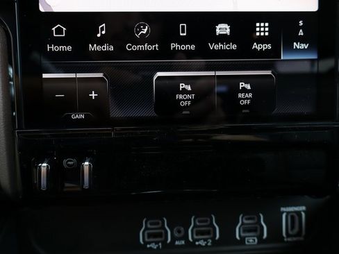 New 2026 RAM 1500 Laramie w/ Night Edition image 26