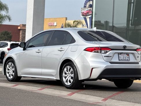 Used 2023 Toyota Corolla LE image 8