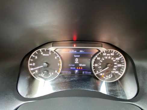 Used 2024 Nissan Altima 2.5 SV image 21