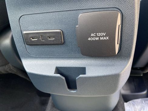 New 2025 Ford Maverick XLT w/ XLT Luxury Package AWD/4WD image 42