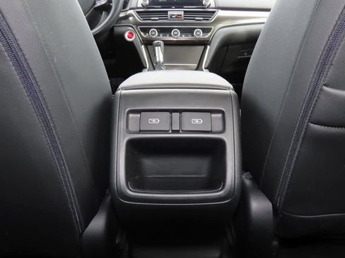 Certified 2022 Honda Accord Sport image 22