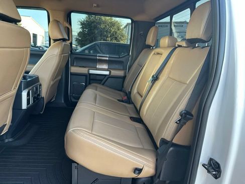 Used 2022 Ford F250 Lariat w/ Lariat Ultimate Package AWD/4WD image 10