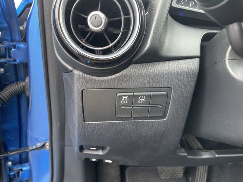 Used 2018 Toyota Yaris iA FWD image 17