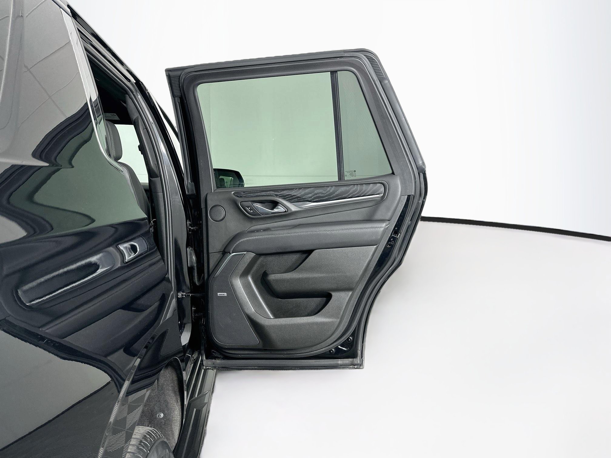 Used 2021 GMC Yukon Denali AWD/4WD image 32