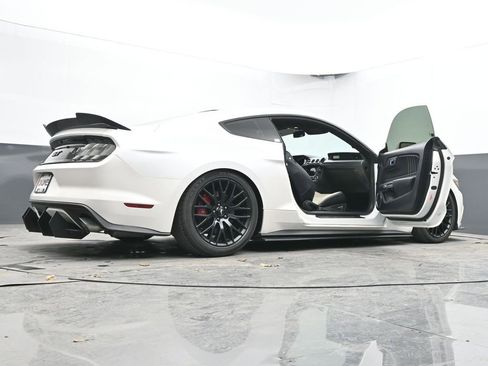 Used 2017 Ford Mustang GT Premium w/ GT Performance Package image 67