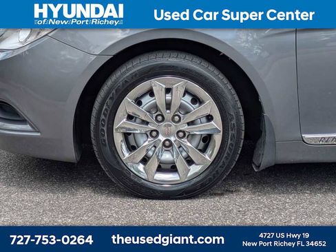 Used 2012 Hyundai Sonata GLS image 10