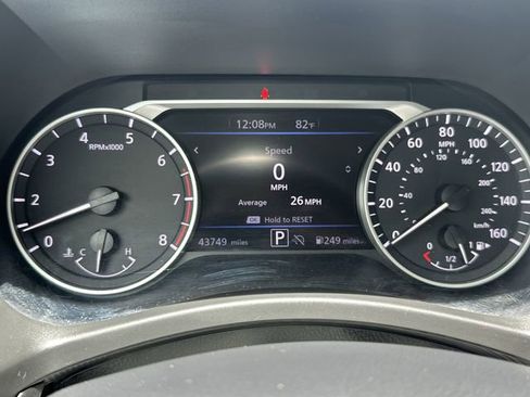 Used 2024 Nissan Sentra SV FWD image 26