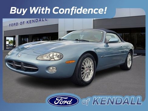 Used 2002 Jaguar XK8 Convertible image 1