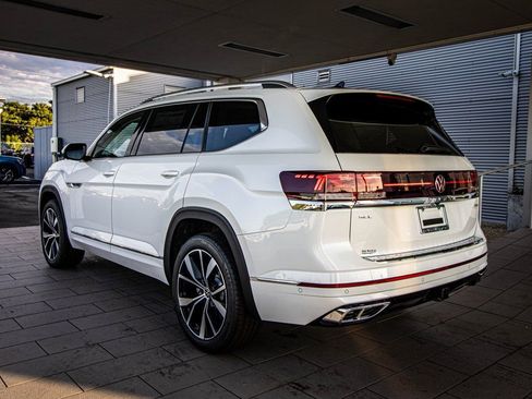 New 2026 Volkswagen Atlas SEL Premium R-Line image 13