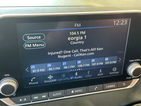 Used 2025 Nissan Sentra SV image 22