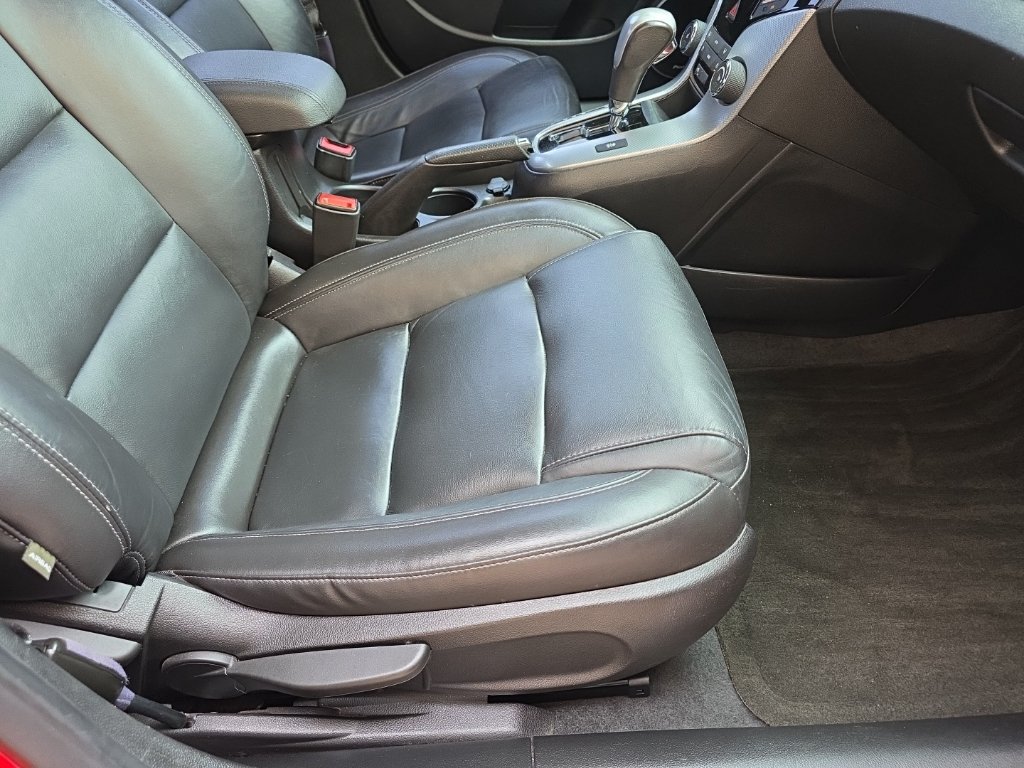 Used 2015 Chevrolet Cruze LTZ w/ Sun, Sound and Sport Package FWD image 21