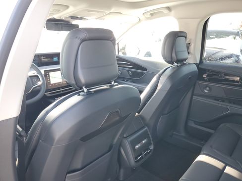 New 2026 Lincoln Nautilus Premier w/ Equipment Group 102A image 29