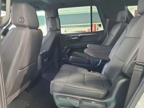 Used 2025 Chevrolet Tahoe RST w/ Comfort Package RWD image 3