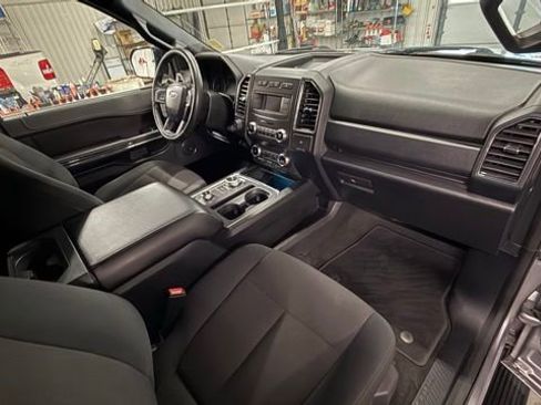 Used 2020 Ford Expedition XL AWD/4WD image 19