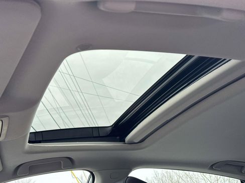 Used 2020 Honda Accord Touring image 9