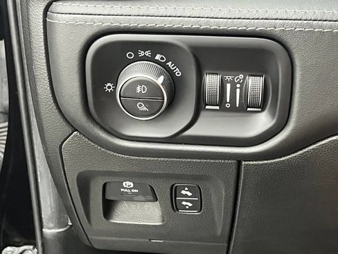 Used 2019 RAM 1500 Limited AWD/4WD image 23
