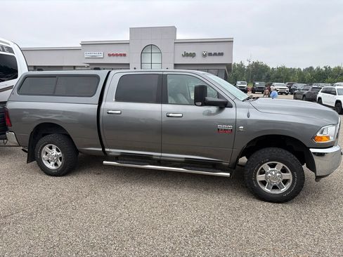 Used 2012 RAM 2500 SLT w/ Luxury Group AWD/4WD image 14